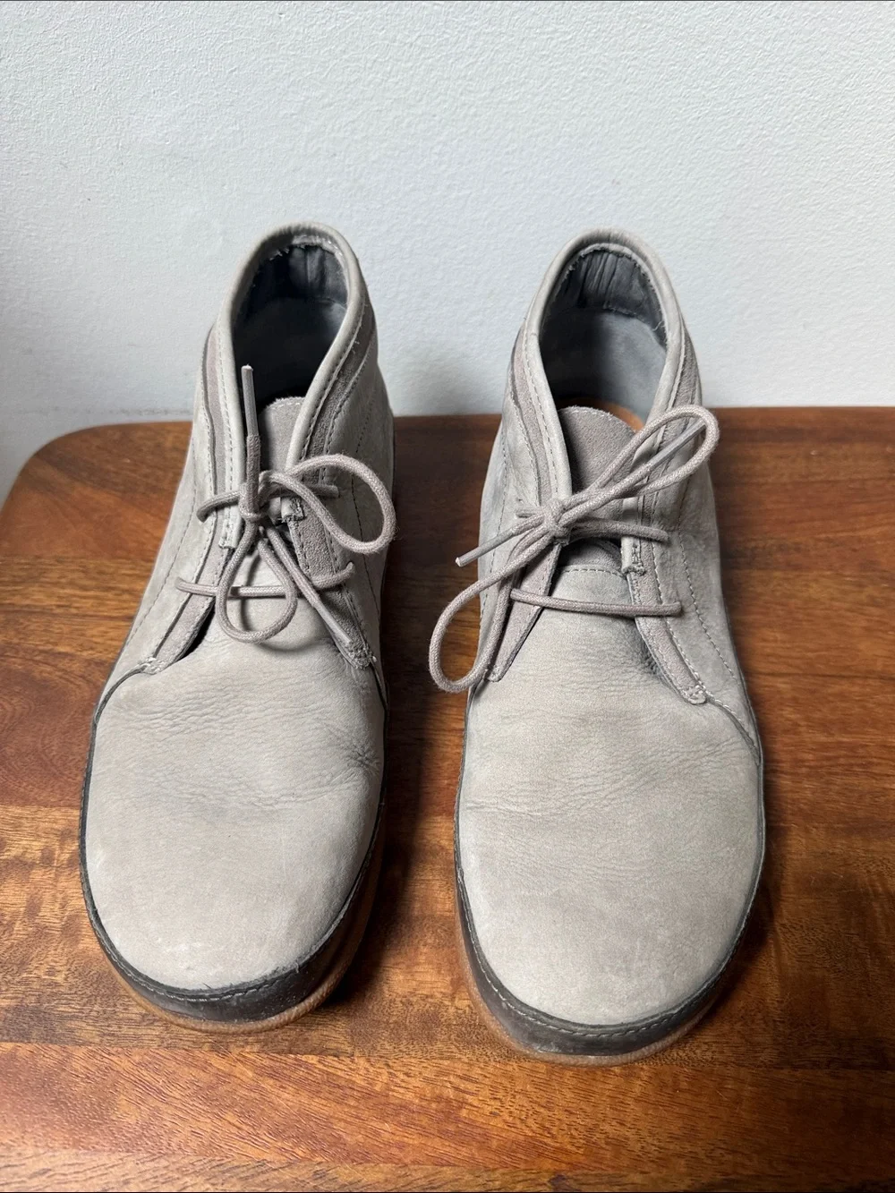 Chaco Pineland Men's Light Taupe Suede Chukka Boots Gray